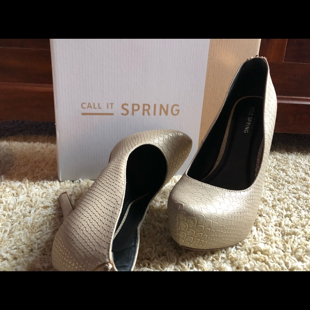 Heels - Picture 2 of 2